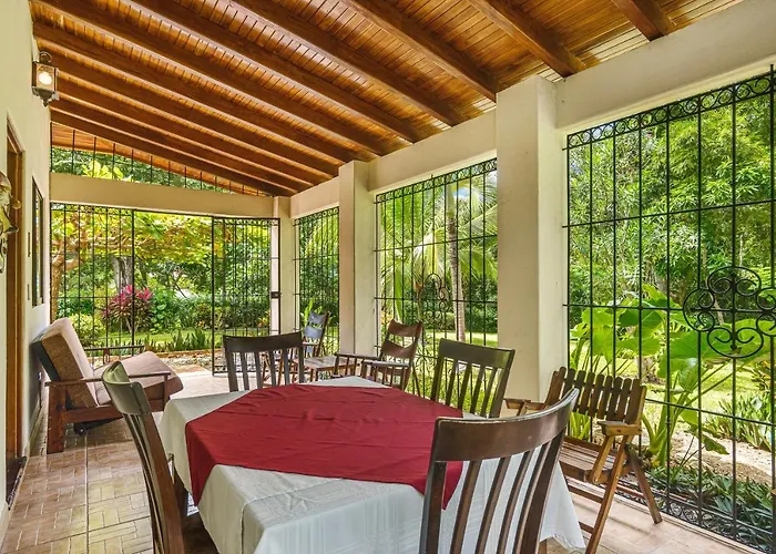 Guacamaya Lodge