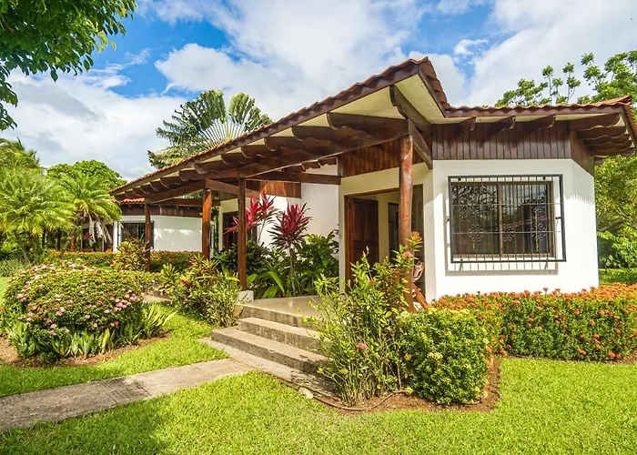 Guacamaya Lodge
