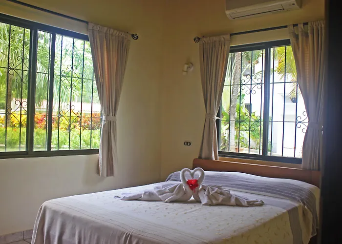 Guacamaya Lodge Paraiso (Guanacaste)