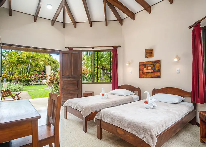 Guacamaya Lodge