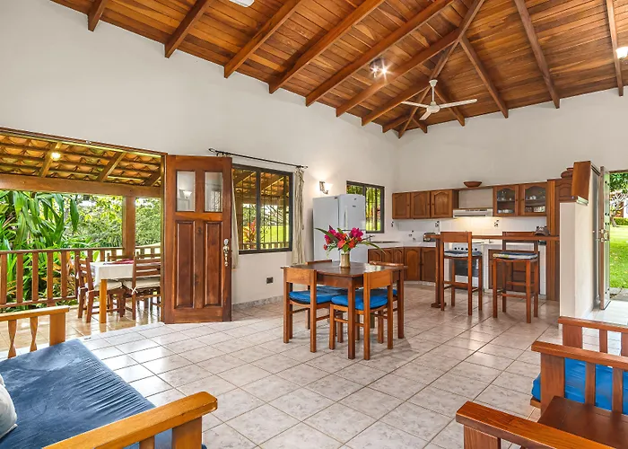 Lodge Guacamaya Paraiso (Guanacaste)